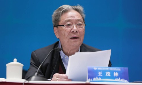 自制羊酸奶的功效网 | 自制羊酸奶的步骤和注意事项,羊奶酸奶家常做法